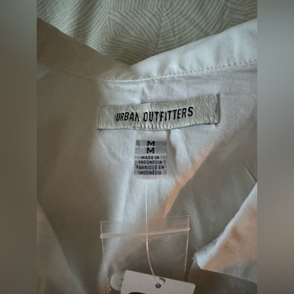 Urban Outfitters Cotton Blend Button Down - Picture 3 of 6
